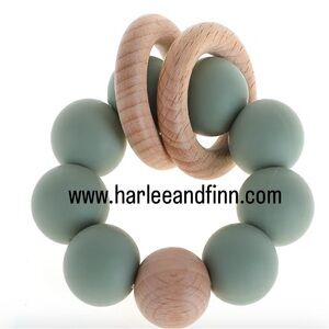 Green and Wood Silicone Bead Teething Ring Toy